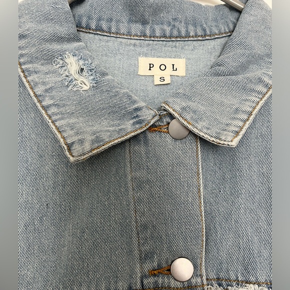 POL distressed denim jacket with sweater sleeves. size Small. NWOT. - Picture 3 of 4